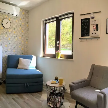 Apartment 365